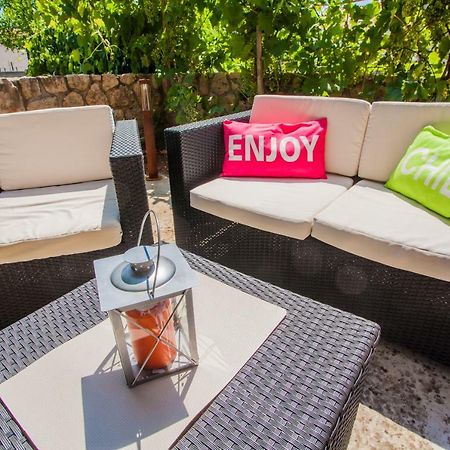 Apartman Madlen Cres Exterior foto