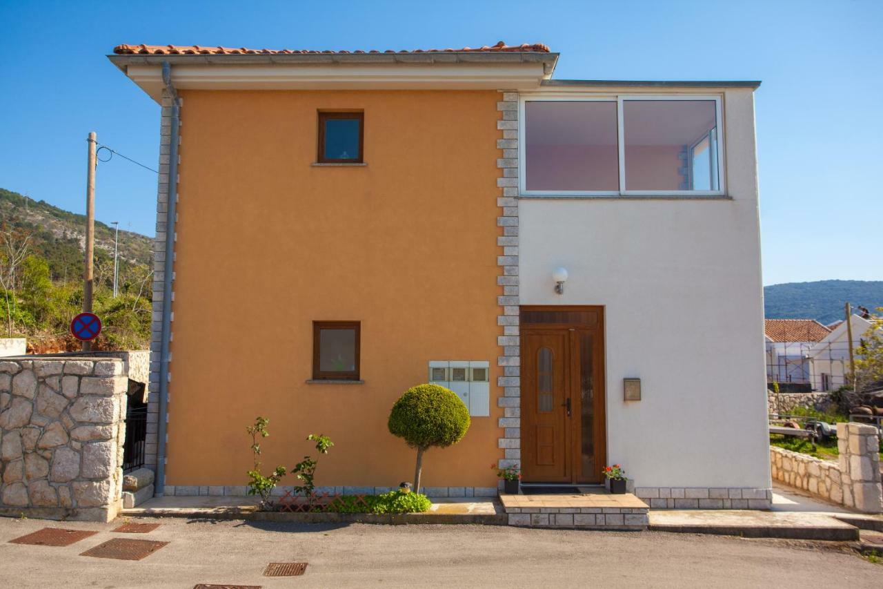 Apartman Madlen Cres Cameră foto